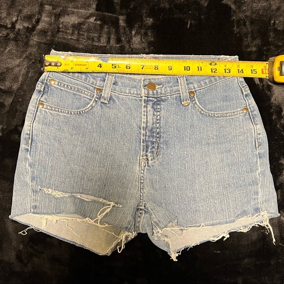 VINTAGE ROCKIES CUTOFFS - Picture 3 of 5